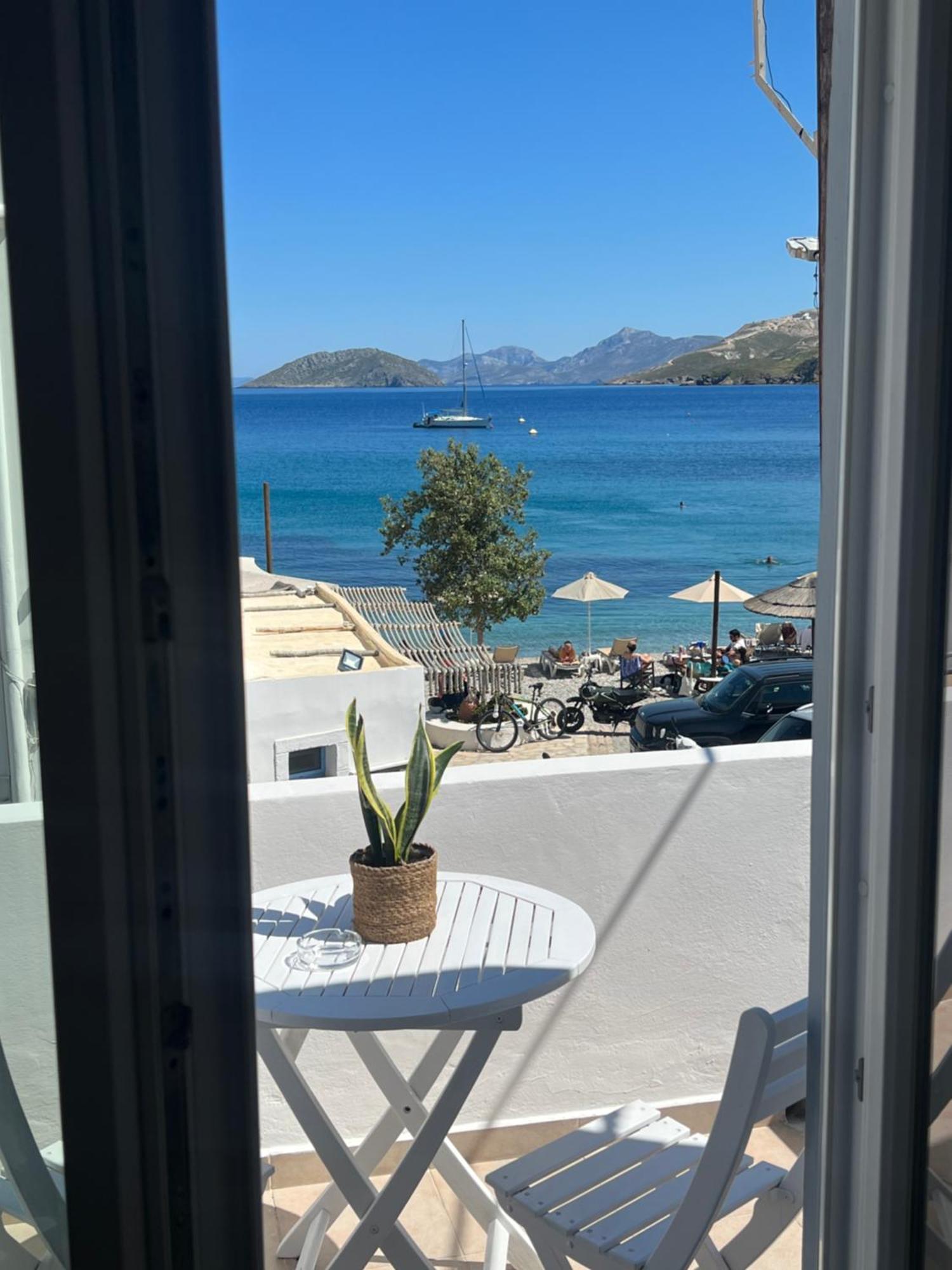 White Island Rooms Panteli 외부 사진